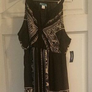 black and white maxi dress